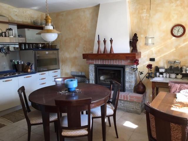Casa Petra - Casa Tre Stelle - Casa Caneva - Ferien Fuer 6-14 Personen Ponti Екстериор снимка