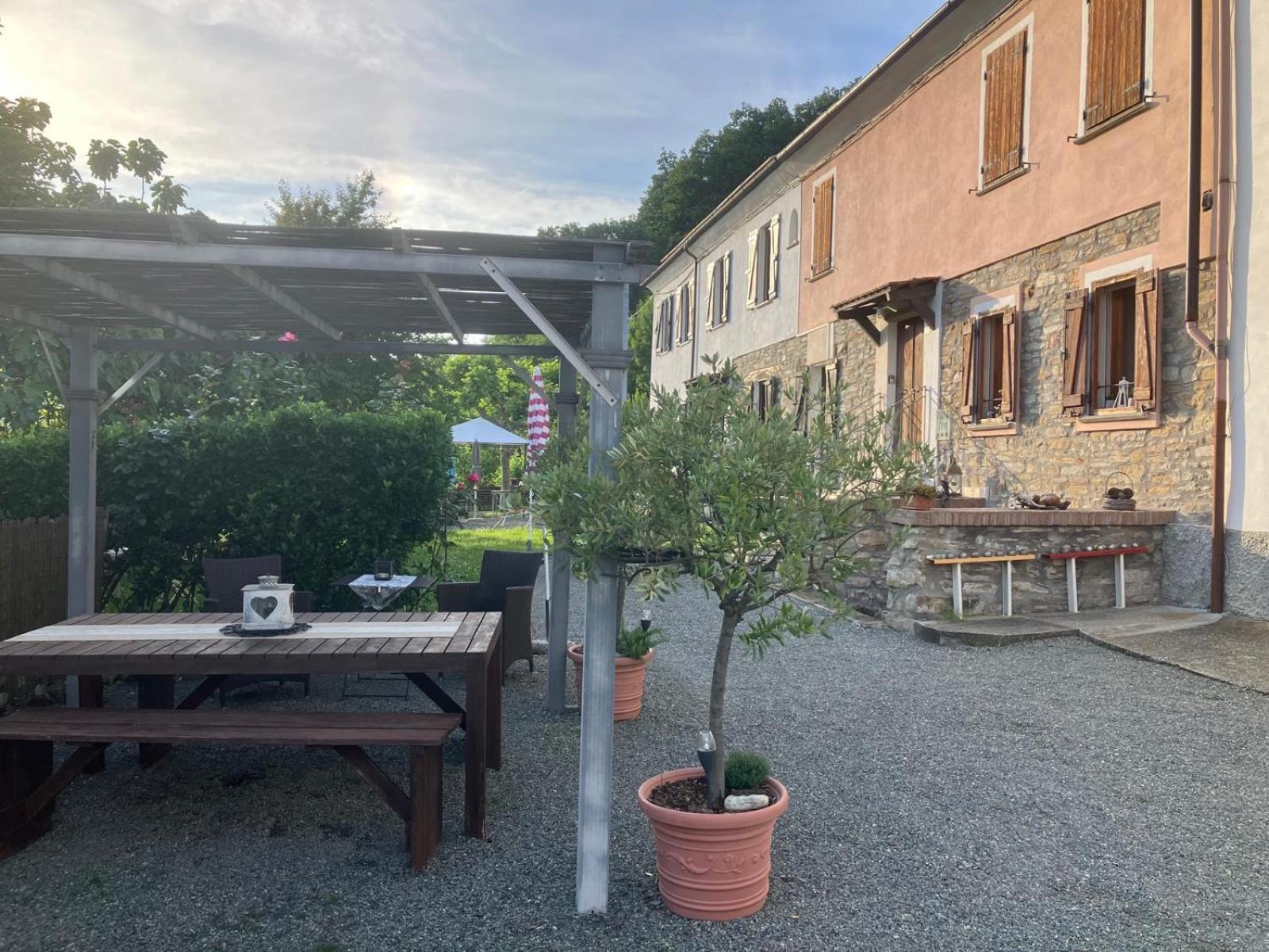 Casa Petra - Casa Tre Stelle - Casa Caneva - Ferien Fuer 6-14 Personen Ponti Екстериор снимка